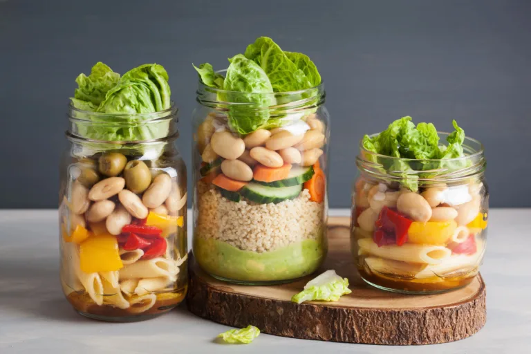 3 Simple Iron-Rich Mason Jar Recipes for Pregnancy (Easy & Healthy)